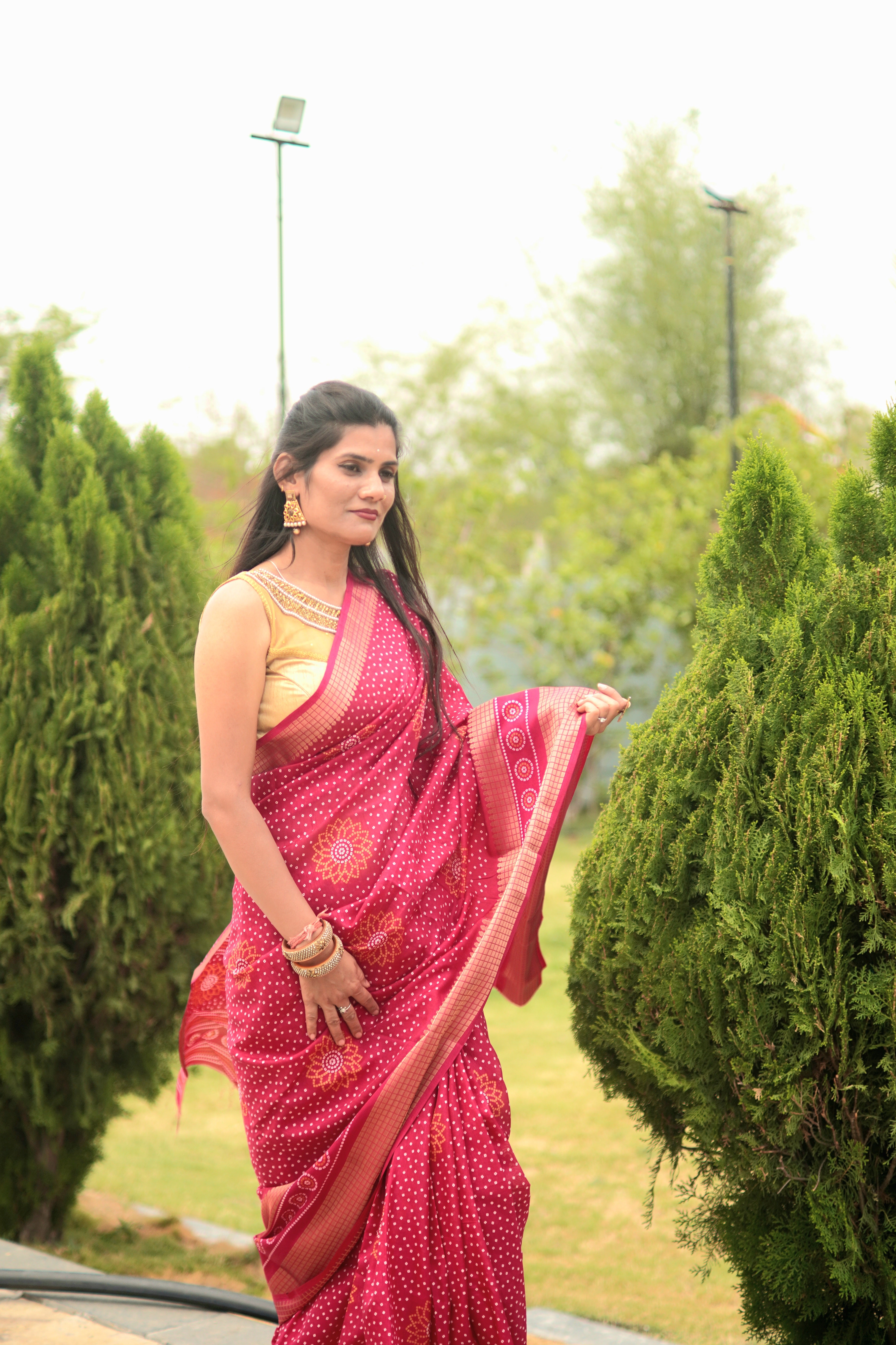 Chunri Print Dola Silk Saree  in Pink